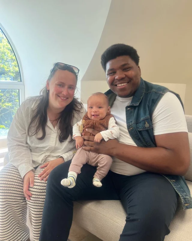 Skønne Kaj på 4 måneder var forbi klinikken i Odense med sine stolte forældre. En rigtig charmetrold, hvis smil gik lige i hjertet på os alle 💙 🦋

#MaigaardFertilitetsklinik #babylykke #babydrømme #HjælpTilForældreskab #familielykke #ønskebarn
#fertilitet #fertilitetsklinik #graviditetsønske #drømmebaby #fertilitetsbehandling #IVF #ufrivilligbarnløs #barnløshed #MaigaardÅrhus #MaigaardOdense #vigørdrømmetilvirkelighed
#fertilityjourney