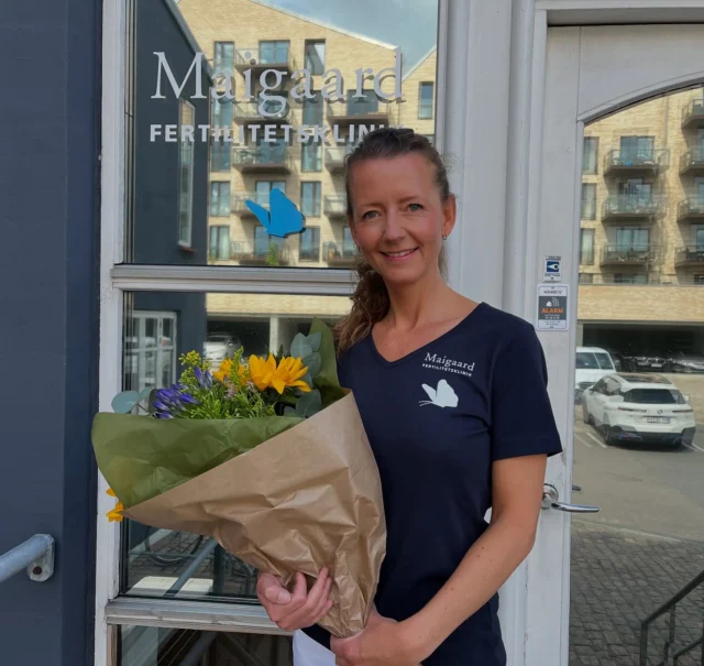 I dag har vi budt vores nye barselsvikar i laboratoriet velkommen. Hun hedder Tine Hedegaard, er uddannet bioanalytiker og har en masse erfaring som embryolog i et IVF laboratorie bag sig. Vi glæder os rigtig meget til samarbejdet! 🤩💐🦋

#velkommen #nymedarbejder #maigaardfertilitetsklinik #maigaard #maigaardbaby #IVF #ICSI #ivfbaby #babydreams #IVFfamily  #fertilitetsbaby #vigørdrømmentilvirkelighed